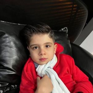 Meet your Posher, Homayoun